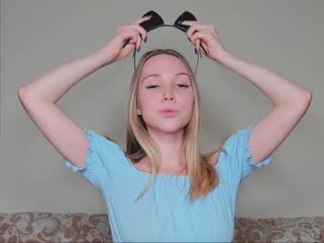 female cam girl merrilyn image #1634850