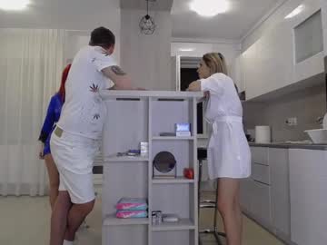 female cam couple nolimitscoupl3 image #3000092