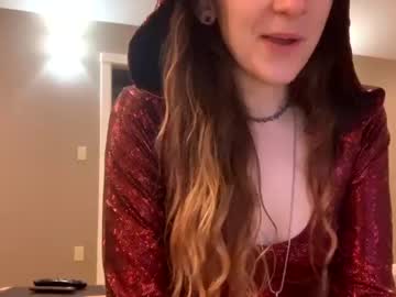 female cam girl wildernessbabe image #272385