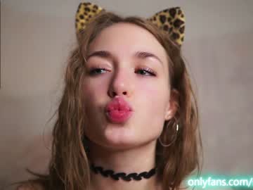 female cam girl _taylor_swift image #589620