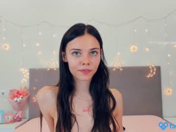female cam girl elza_99 image #3041927