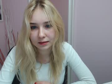 female cam girl lila_page image #1137172