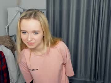 female cam girl fresh_cherries image #3954813