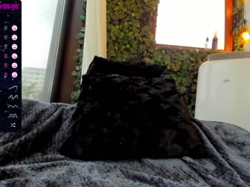 female cam girl sassyt33n image #3578043