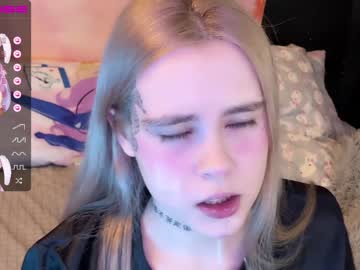 female cam girl nyakawaii69 image #3722576