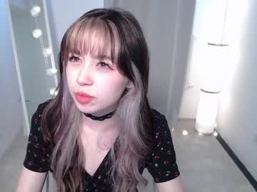 female cam girl y_u_m_i_k_a image #2021065