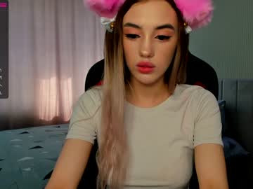 female cam girl angella_kleee image #1940336