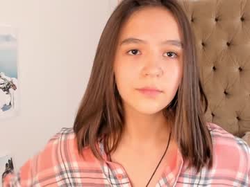 female cam girl catherineandrea image #2602106