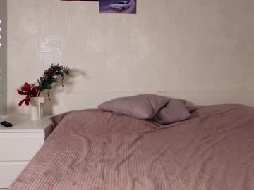 mia_frizz  female  webcam