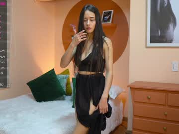female cam girl cielo69_ image #596429