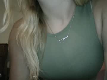female cam couple k_baebae image #2313536