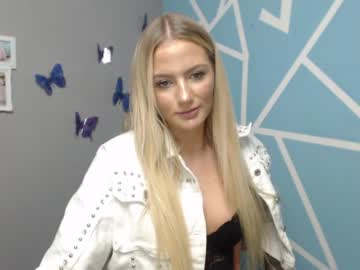 female cam girl shy_zorii image #1303221