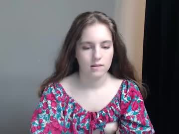 female cam girl mija_mari image #3105282