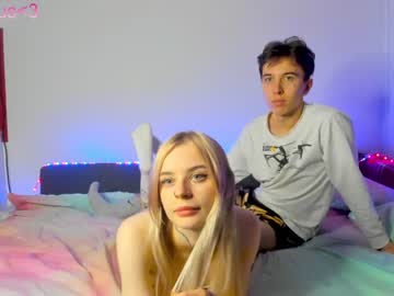 female cam girl eve_n_tracy image #3019019