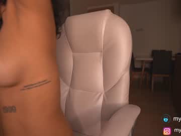 female cam girl mykinkybunny image #2763705