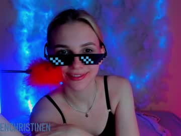 female cam couple helenchristensen image #2577077