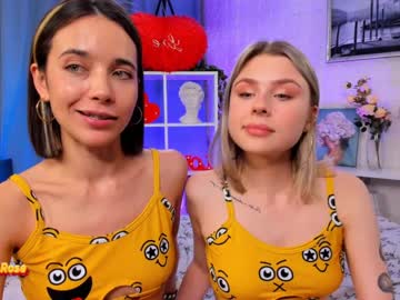 female cam couple huntertiana image #369605