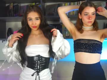 female cam couple daisypro image #3159102
