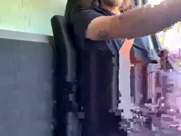 female cam man modern_animal image #4005554
