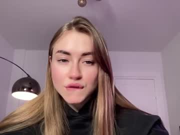 female cam girl strawberryjamx image #3380638