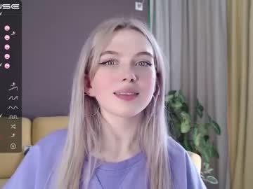 female cam girl small_blondee image #1568156