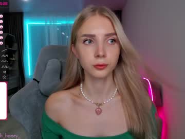female cam girl oh_honey_ image #2476235