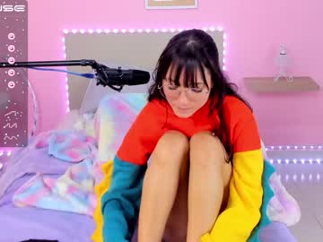 female cam girl little_effy18 image #3186965