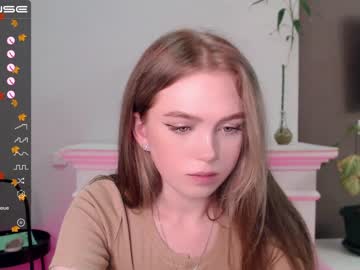 female cam girl small_blondee image #2890664