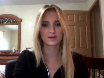 female cam couple muddybuddies3 image #3977464