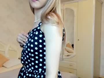 female cam girl milliebraun image #2235782