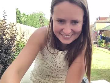 female cam girl eatmypie69 image #2036641