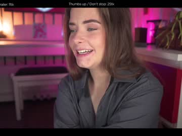 female cam girl hermione_potter_couple image #3106082
