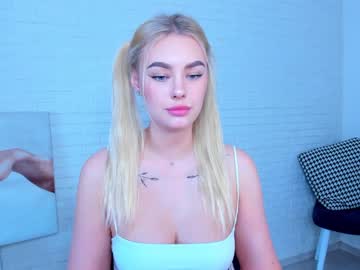 female cam girl 8a8y_nura image #1640003