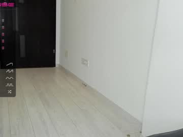 female cam couple kyrrax23 image #3122729