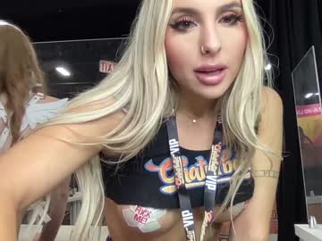 female cam girl kittycat1111 image #301042