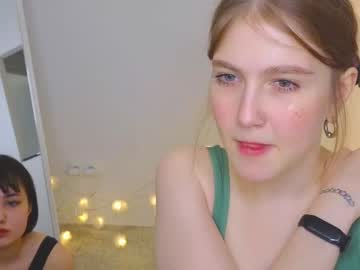 female cam couple naomi_flower image #3543242