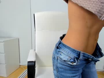 female cam girl ingridblondy94 image #2882090