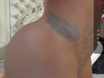 female cam girl shantallknowless image #1162370