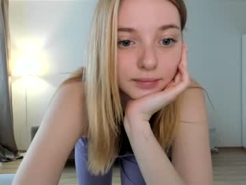 female cam girl olli_ver image #2988782