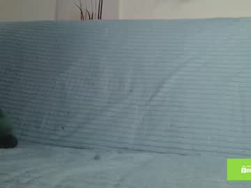 miuri_miy  female  webcam