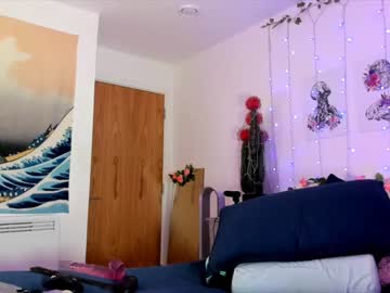 female cam girl littlee33 image #1895754
