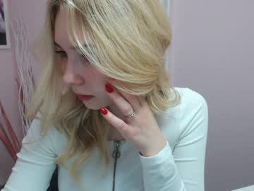 female cam girl lila_page image #1131006