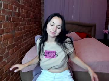 female cam girl agnes_shy_ image #2295920