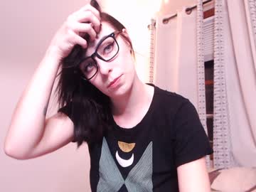 female cam girl eeeveee image #386939