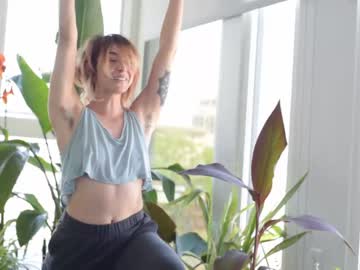 female cam girl lizmreow image #2189438