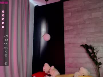 female cam girl small_blondee image #2478854