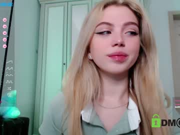 female cam girl small_blondee image #3410959