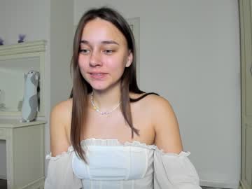female cam girl eleonora_linn image #2667688