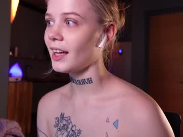 female cam girl tendertainted image #2869136