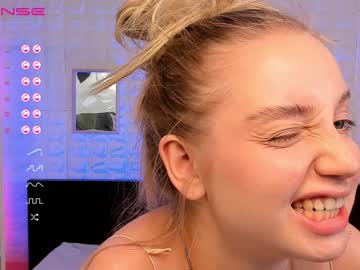 female cam couple huntertiana image #2567092